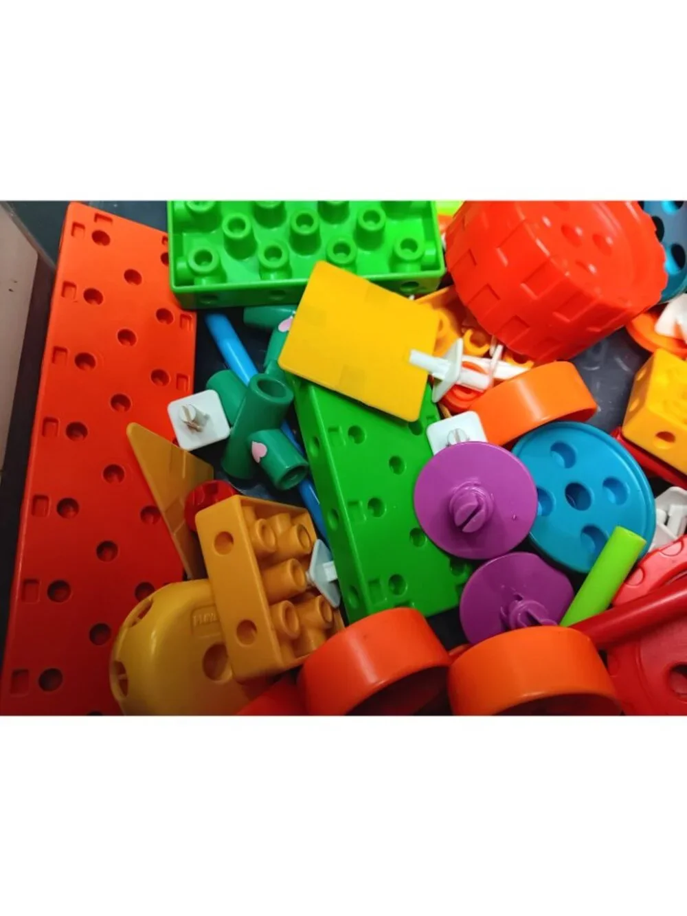 Plastic Tinker Toys  Mixed Lot of Random Parts and Pieces